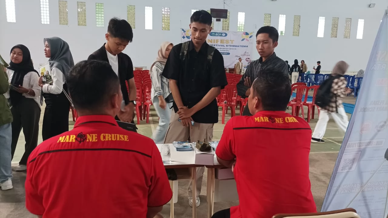 sosialisasi_peluang_kerja_kapal_pesiar_di_edufair_SMKN_1_temanggung